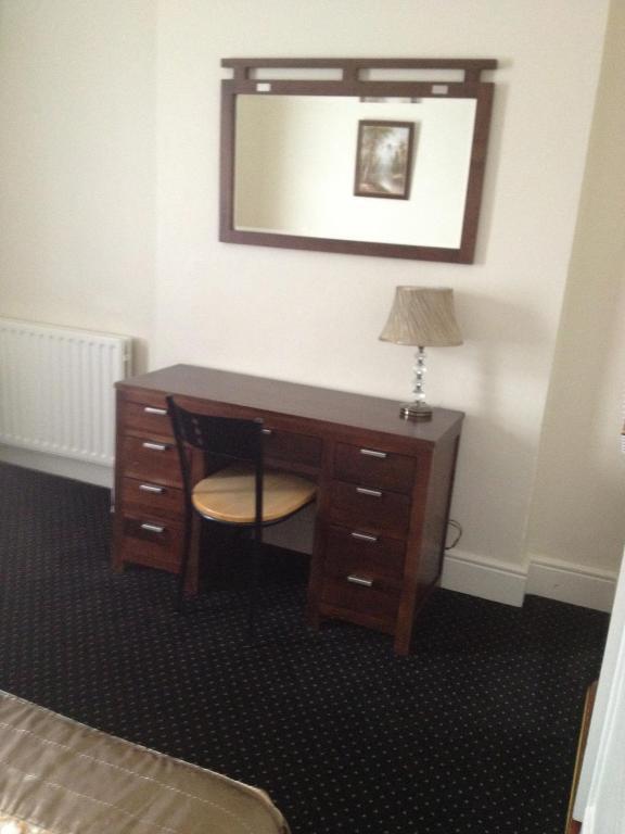 Killarney House Western Road Hotel Cork Room photo