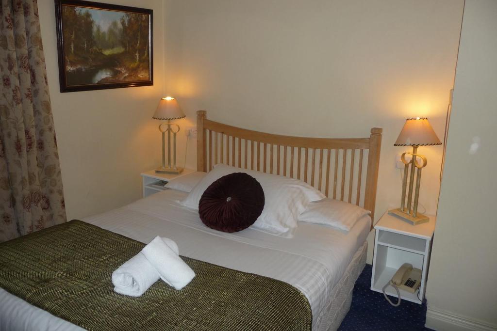 Killarney House Western Road Hotel Cork Room photo