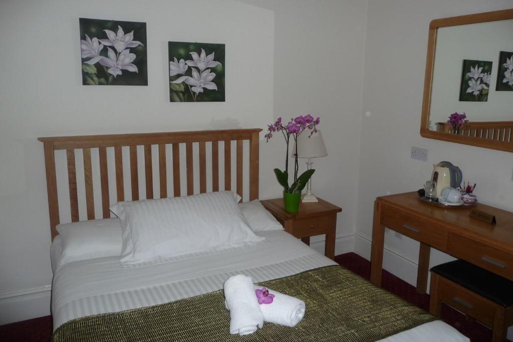 Killarney House Western Road Hotel Cork Room photo